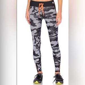 Trina Turk Recreation Black Camo Orange Drawstring  Legging Size-?